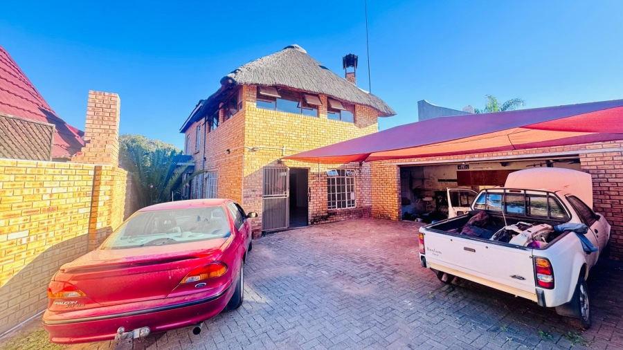 4 Bedroom Property for Sale in Bodorp North West